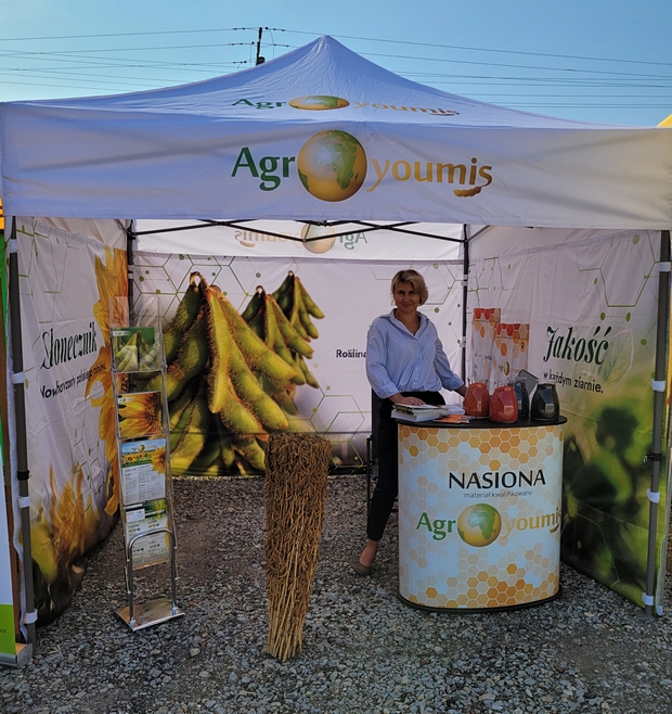 Stanowisko Agroyoumis – Pani Nataliia Sibirtseva.